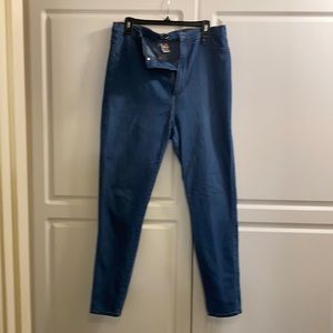 Fashion nova jeans